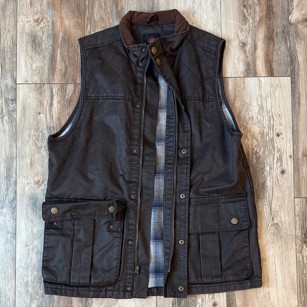 Men's Black Quilted Vest